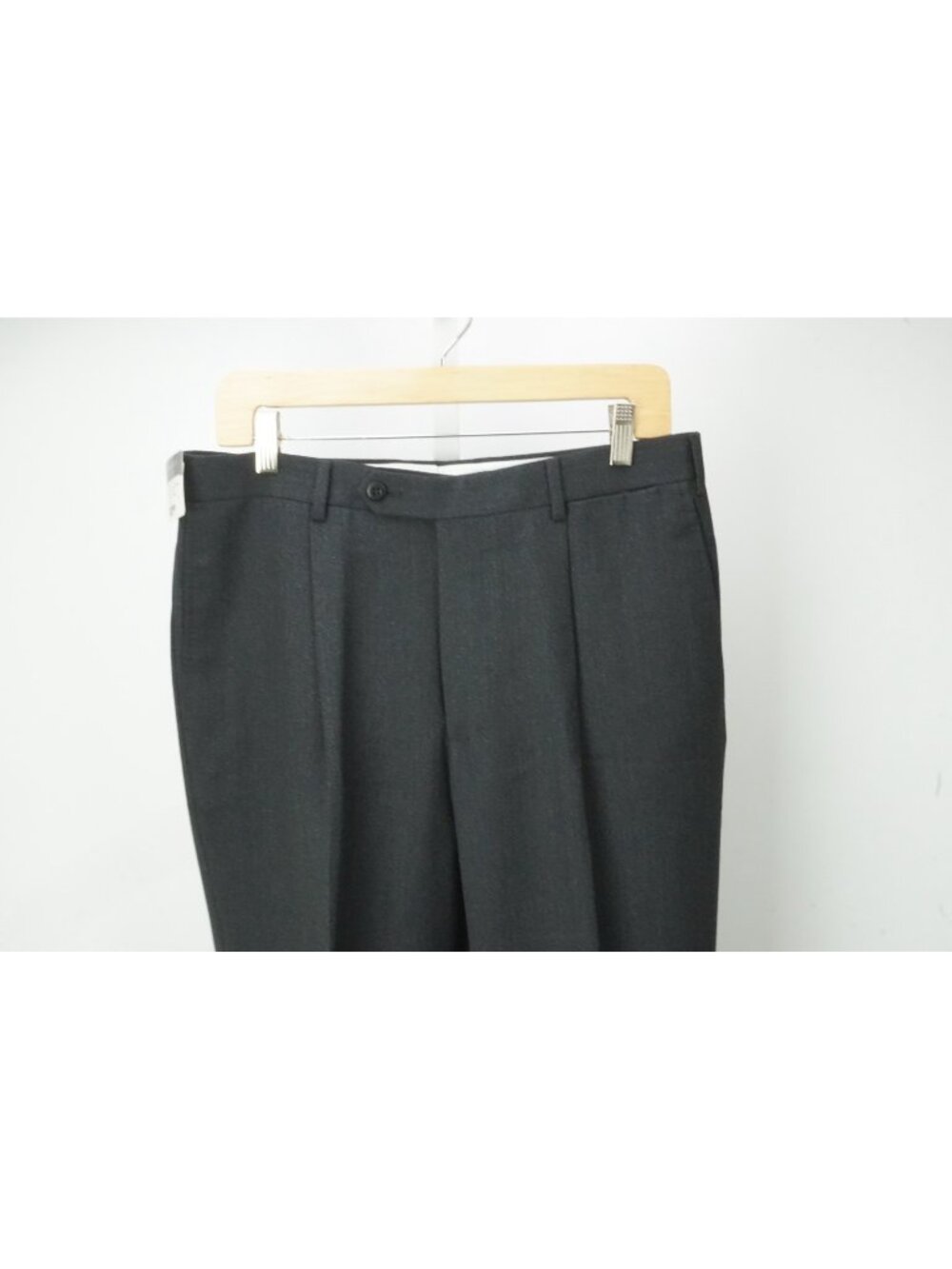 Burberry London Dark Gray Woven 100% Wool Mens Dress Pants Sz 48 EU BRAND NEW